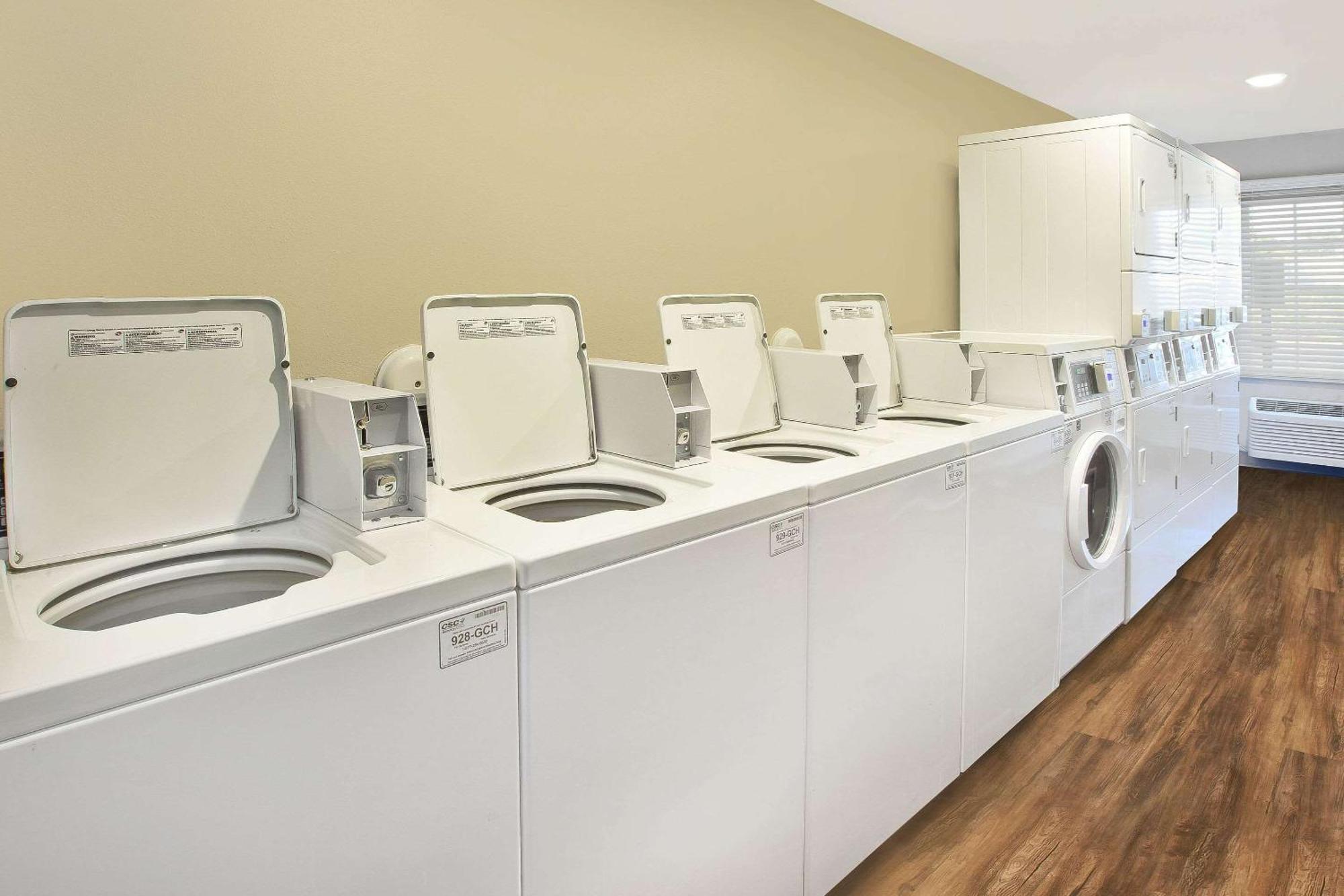 Woodspring Suites St Louis St Charles Saint Charles Kültér fotó